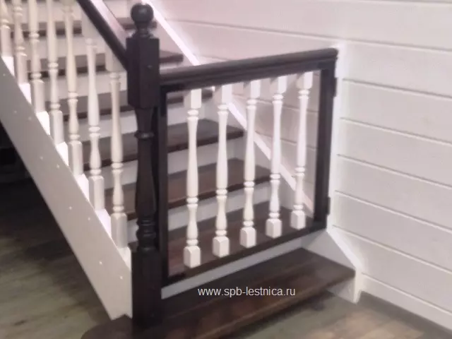 ворота для лестницы от детей