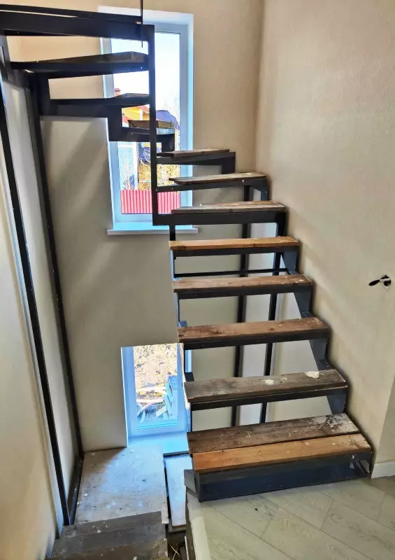проект 2 лестниц на металлокаркасе